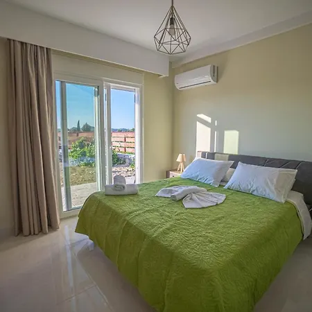 Augoustinos Luxury Vilă