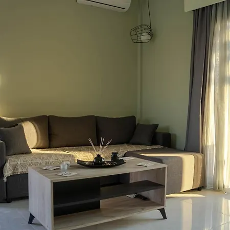 Augoustinos Luxury * Sarakinádhon