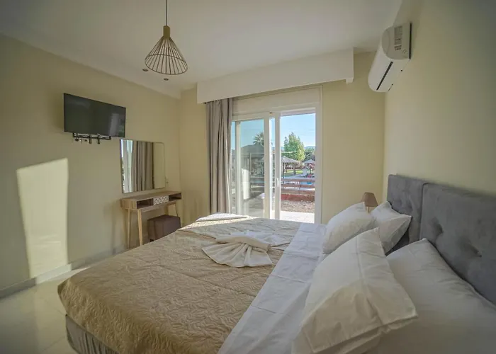 Augoustinos Luxury Sarakinádhon